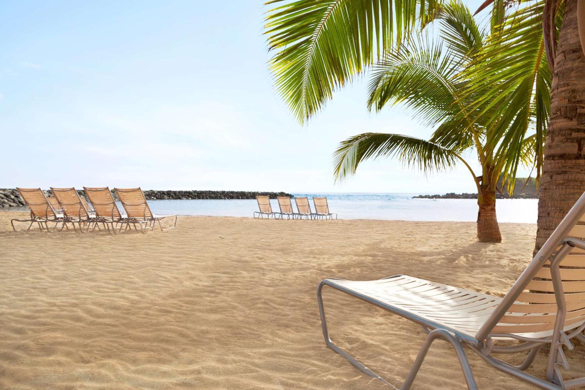 Embassy Suites By Hilton Dorado Del Mar Beach Resort Zewnętrze zdjęcie