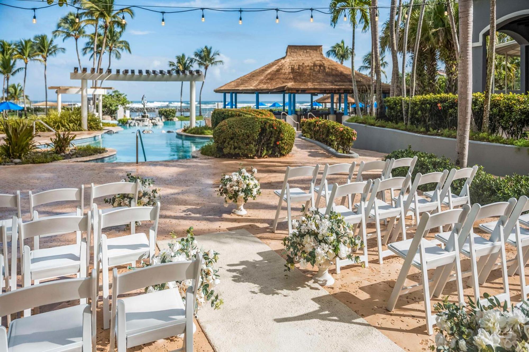 Embassy Suites By Hilton Dorado Del Mar Beach Resort Zewnętrze zdjęcie